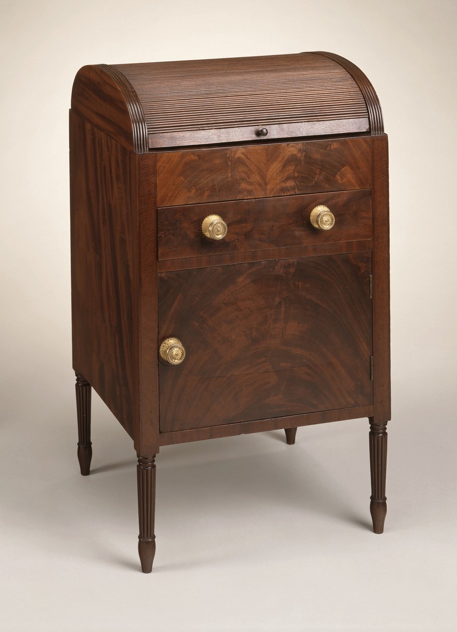 तम्बौर ड्रेसिंग टेबल, 1795-1810 (महोगनी और ट्यूलिप चिनार) द्वारा डंकन फ़िफ़