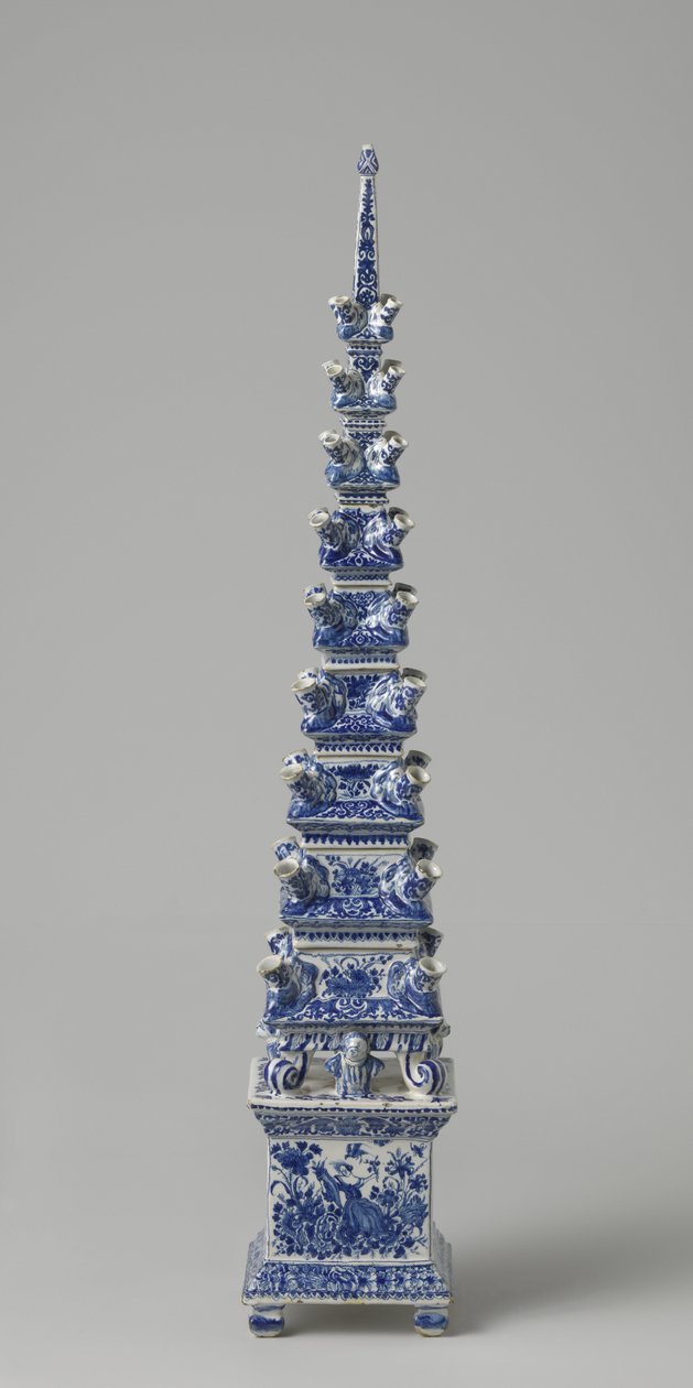 फूल पिरामिड, c.1710-20 (फैयेंस) द्वारा डच स्कूल