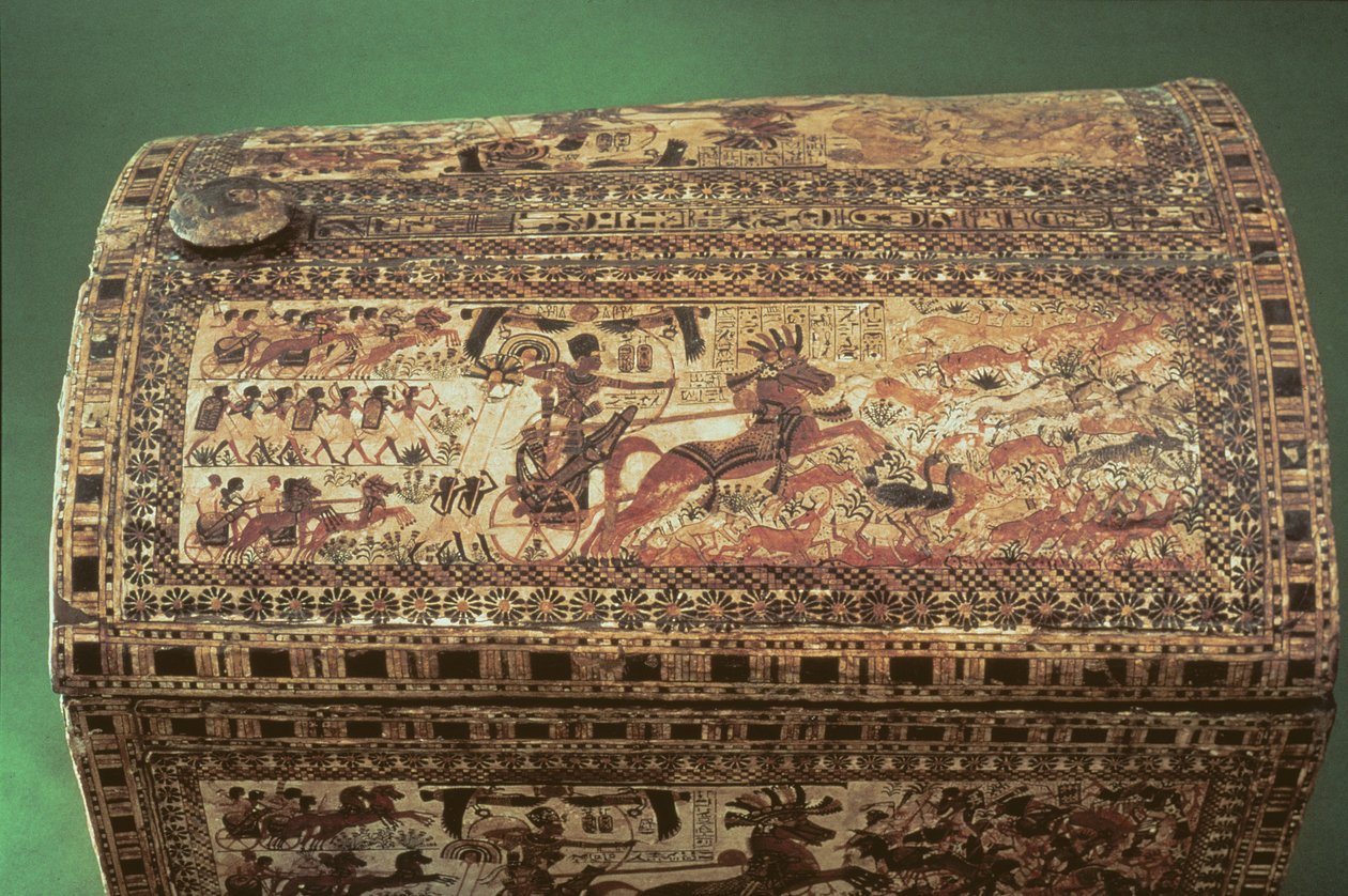 तूतनखामन चेस्ट, न्यू किंगडम का विस्तार, c.1340 ईसा पूर्व चित्रित लकड़ी द्वारा मिस्र का 18वां राजवंश Dy