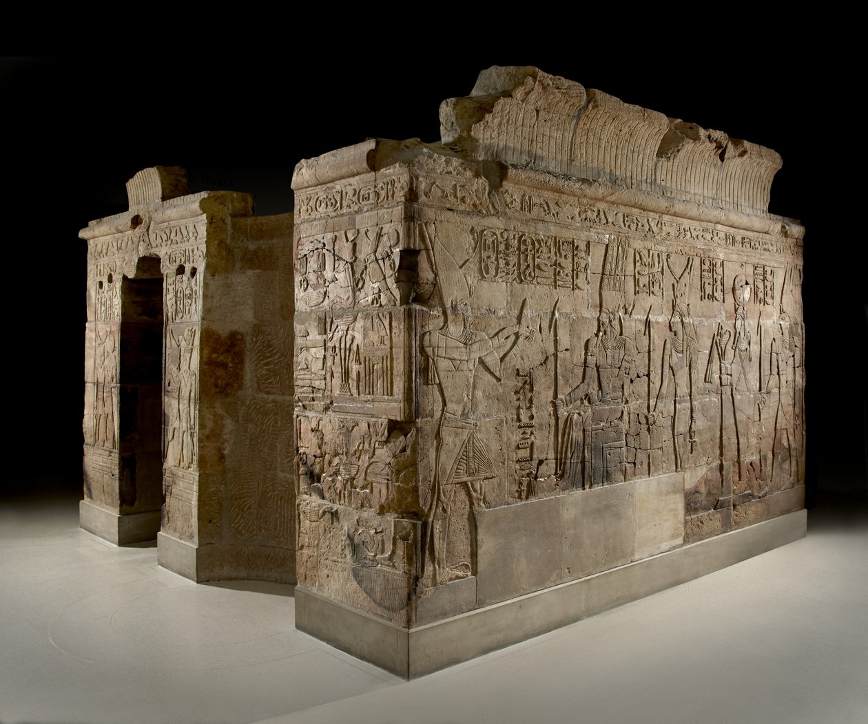 तहरका का तीर्थ, c.690-664 ई.पू. द्वारा मिस्र का 25 वां राजवंश