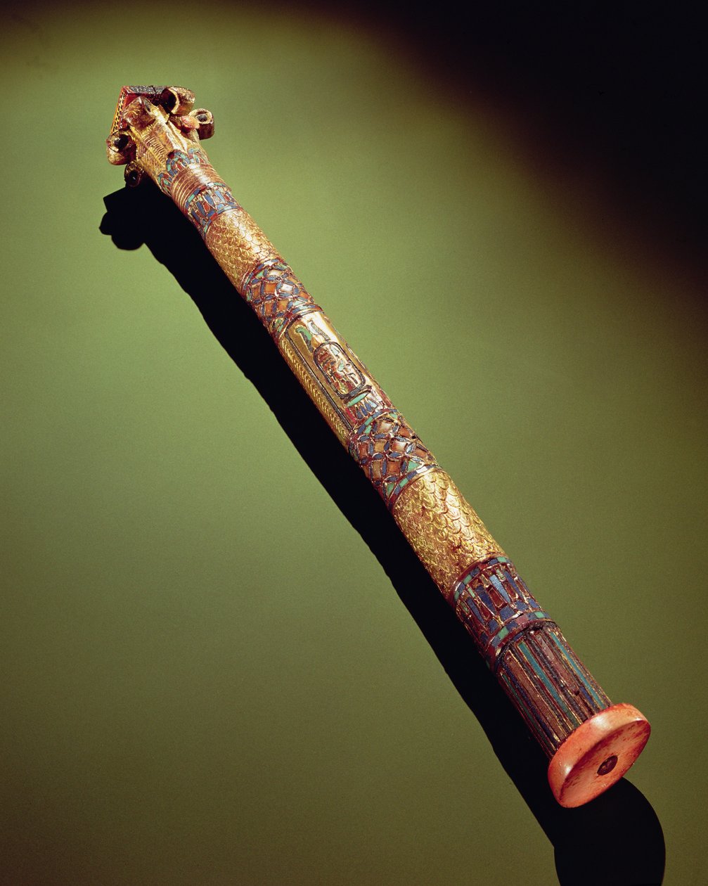 टुटनखामुन के मकबरे (c.1370-1352 ई.पू.) से न्यू किंगडम (अर्ध-कीमती पत्थरों के साथ सोने का पानी चढ़ा हुआ लकड़ी का पत्थर), (149435 में भी देखें) द्वारा मिस्र का 18वां राजवंश Dy
