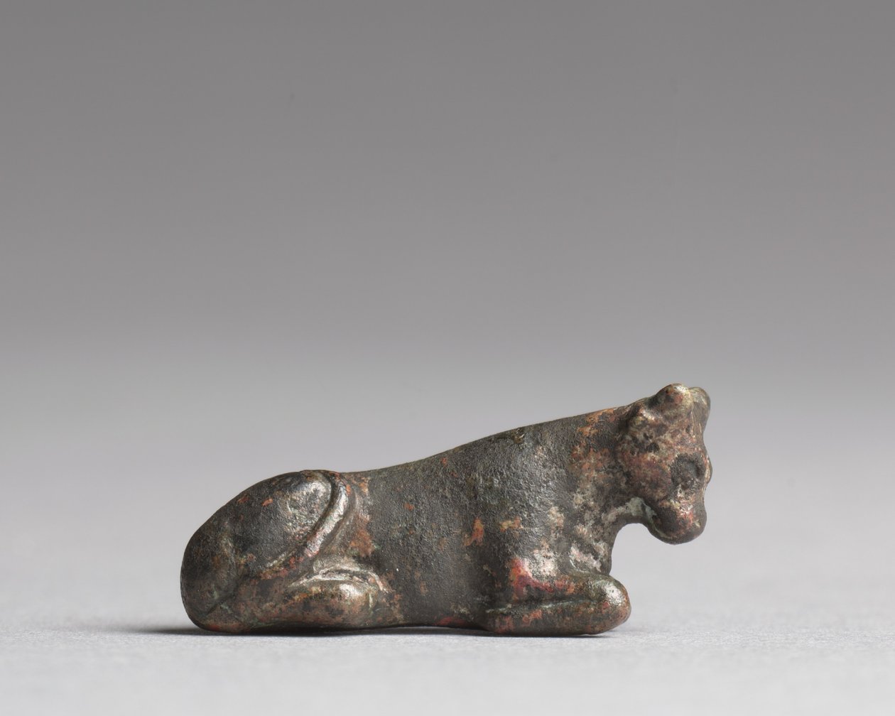एक बैल या गाय के रूप में वजन, न्यू किंगडम, 1540-1296 ईसा पूर्व द्वारा मिस्र का 18वां राजवंश Dy