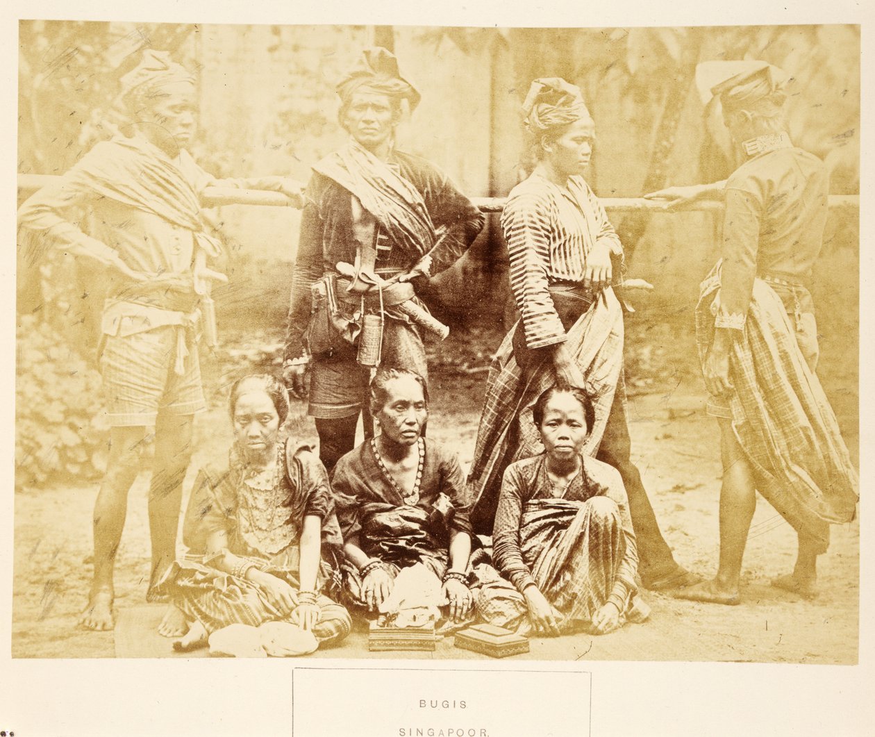बुगिस, सिंगापुर, द पीपुल ऑफ इंडिया, जे। फोर्ब्स वॉटसन द्वारा, 1868 (एल्बम प्रिंट) प्रकाशित द्वारा अंग्रेजी फोटोग्राफर