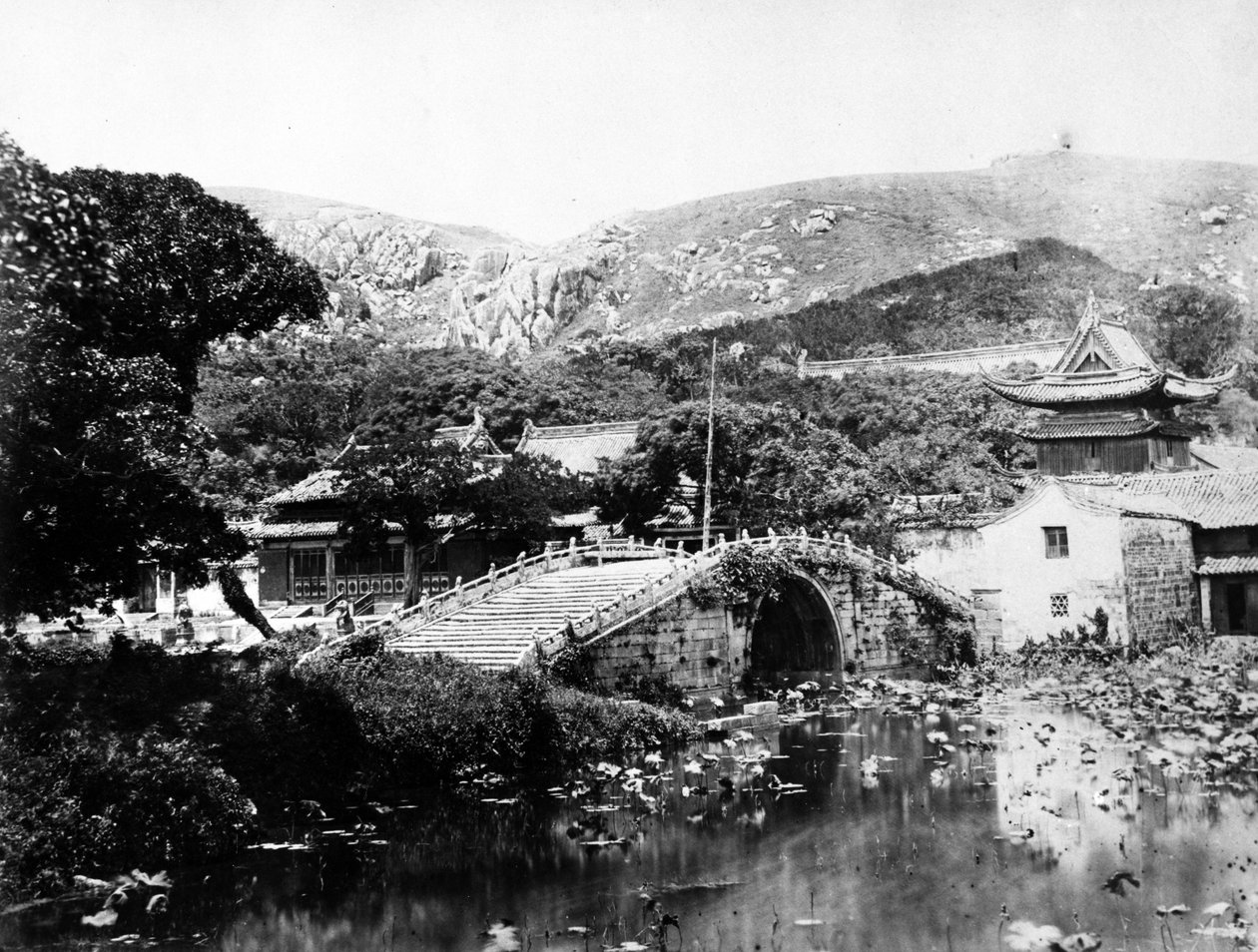 फू-टू, चुसान, c.1870 द्वारा अंग्रेजी फोटोग्राफर