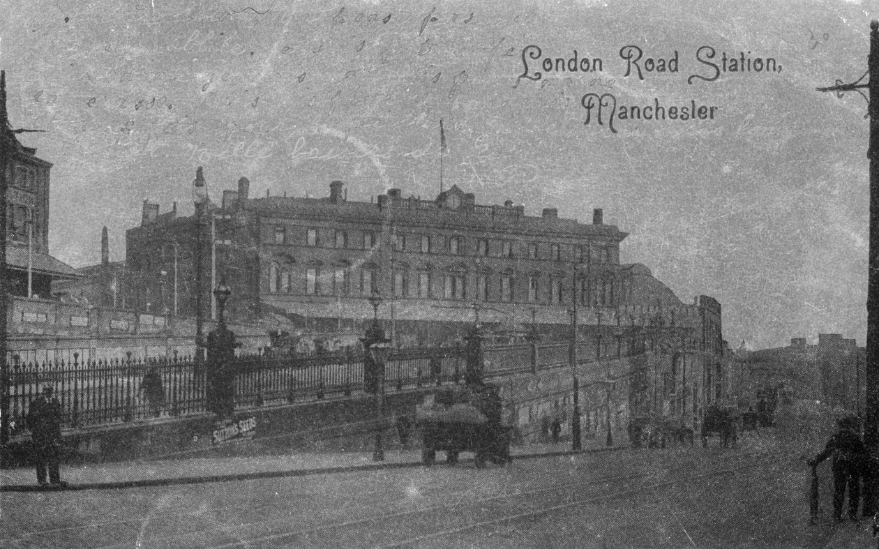 लंदन रोड स्टेशन, मैनचेस्टर, c.1910 द्वारा अंग्रेजी फोटोग्राफर