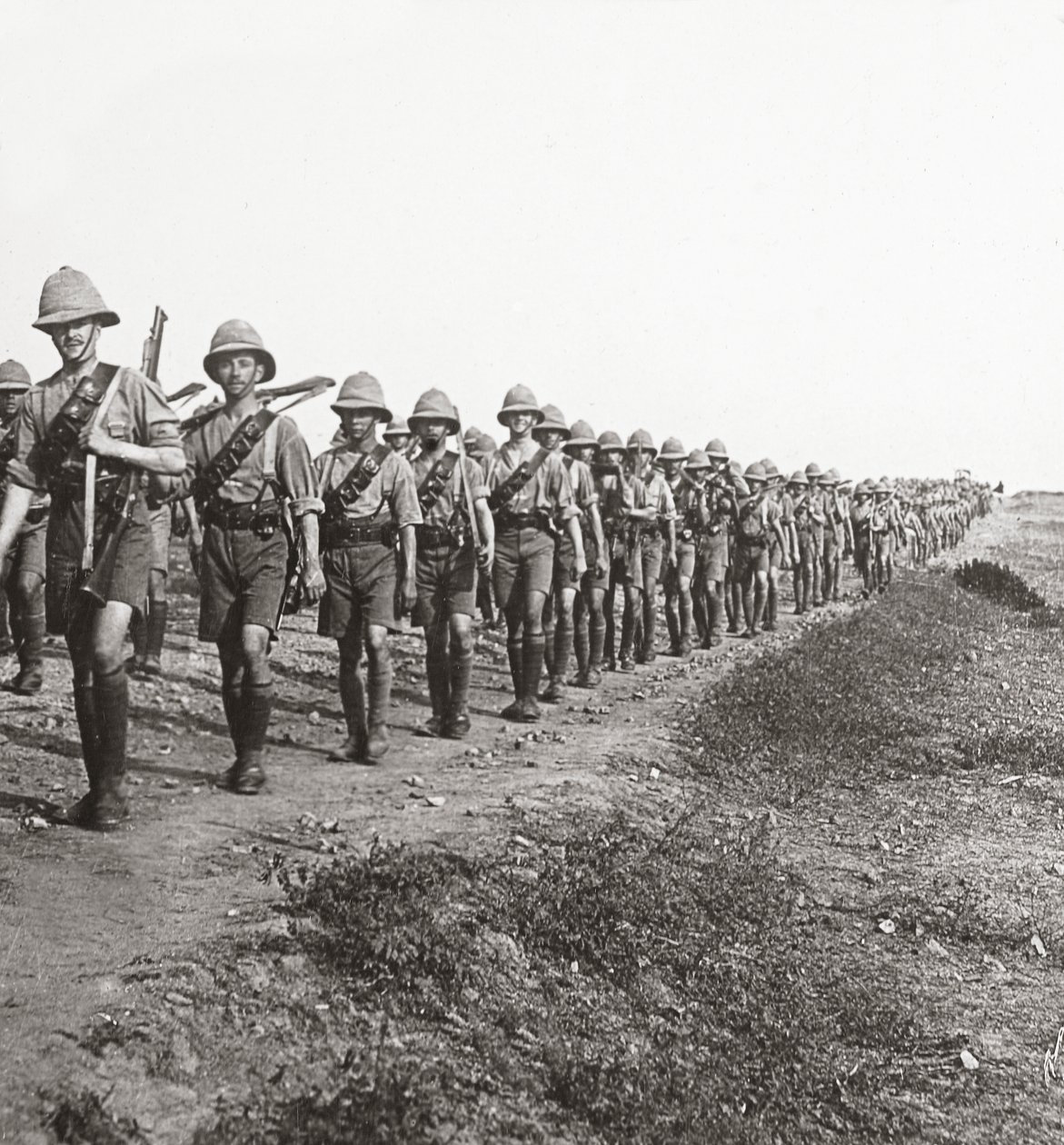 बगदाद, 1917 में प्रचंड गर्मी के कारण लंबे मार्च पर द्वारा अंग्रेजी फोटोग्राफर