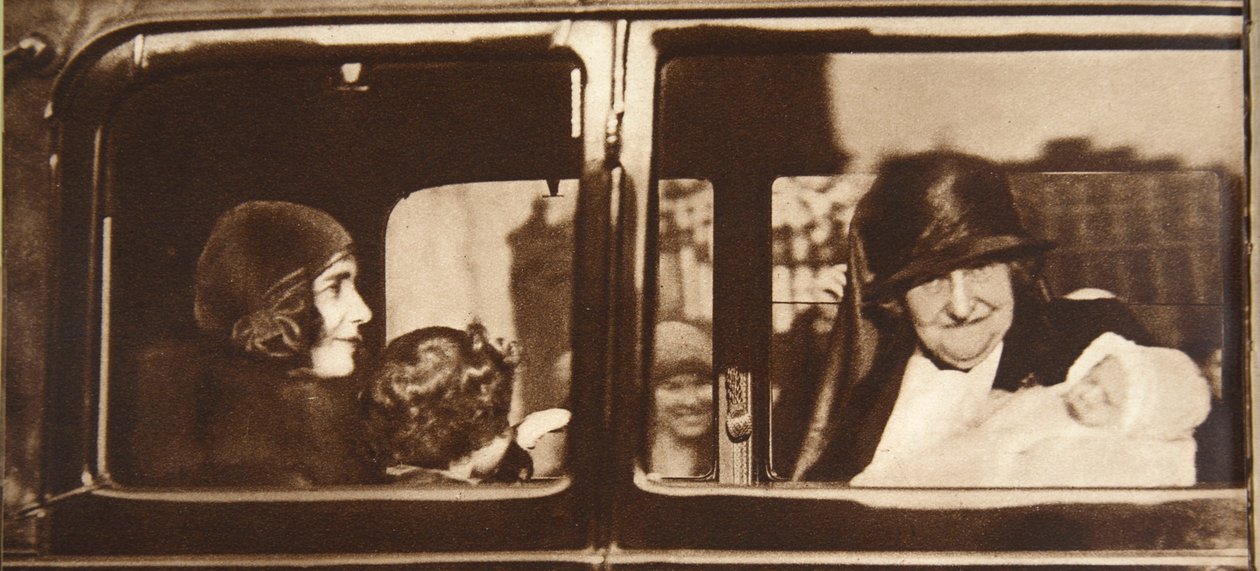राजकुमारी मार्गरेट रोज़, 21 अगस्त, 1930 द्वारा अंग्रेजी फोटोग्राफर