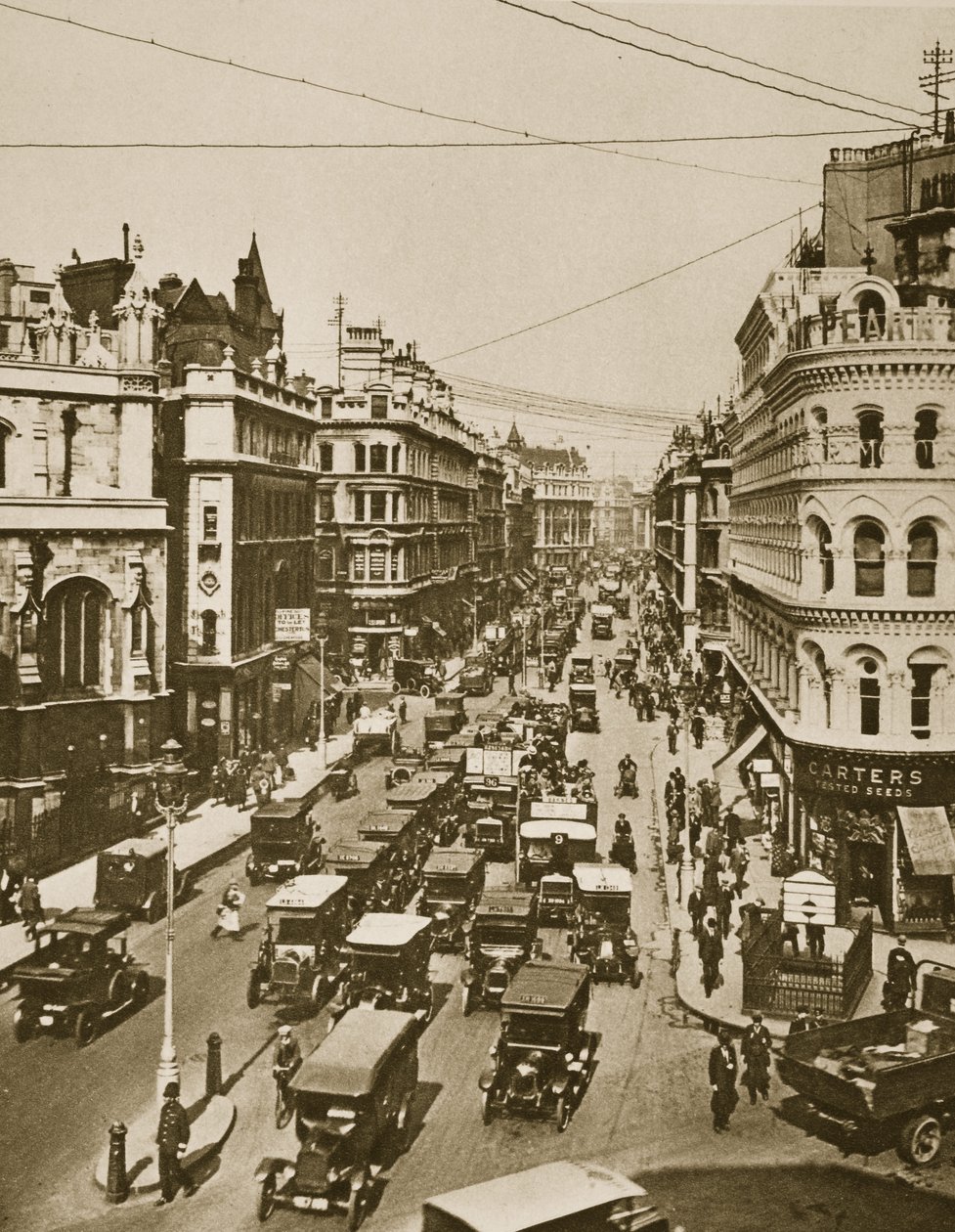 क्वीन विक्टोरिया स्ट्रीट के साथ अपने चौराहे पर Cannon Street (sepia photo) द्वारा अंग्रेजी फोटोग्राफर