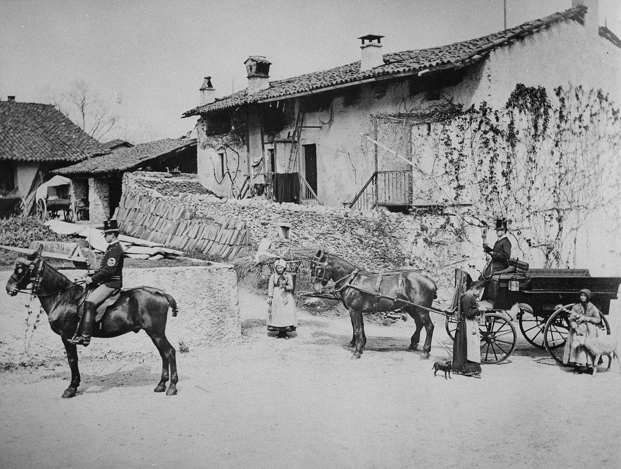 क्वींस गाड़ी, c.1870-80 के साथ विला क्लारा में अस्तबल द्वारा अंग्रेजी फोटोग्राफर