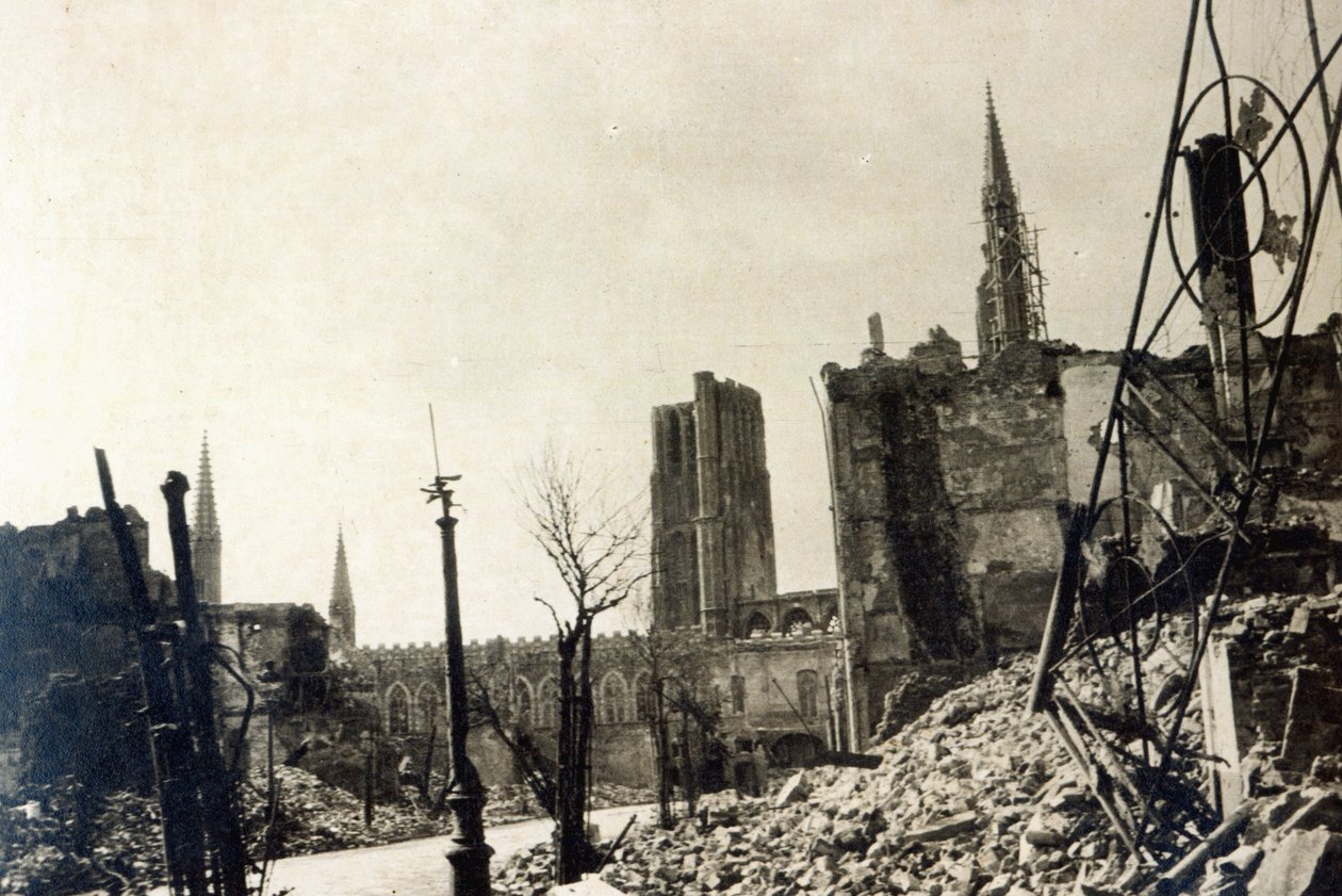 रुए डे विले से Ypres, जून 1915 द्वारा अंग्रेजी फोटोग्राफर