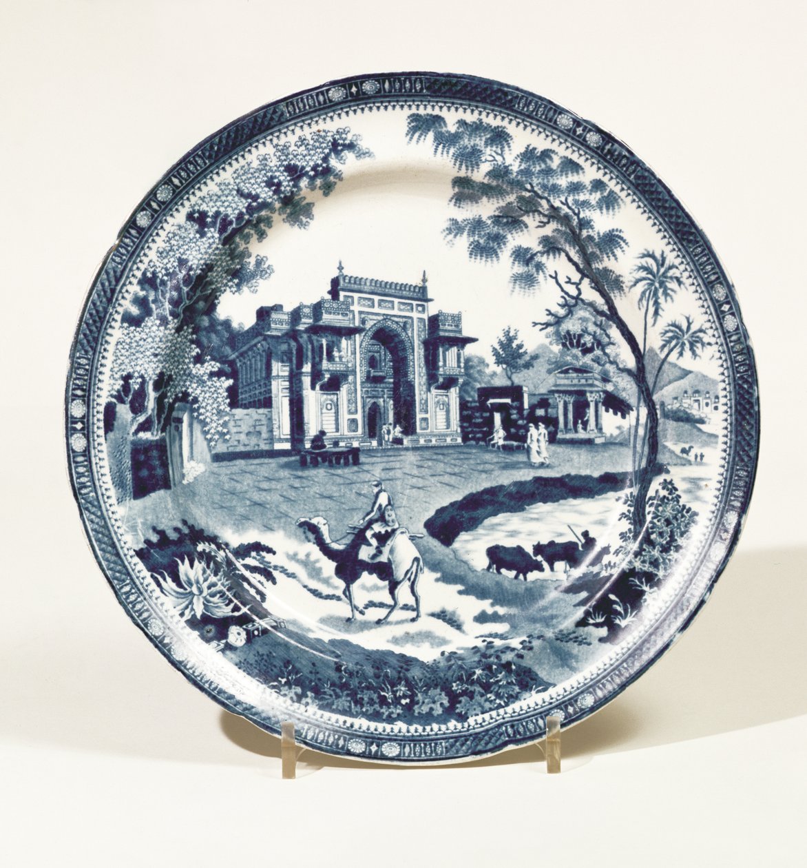 स्पोड ब्लू और व्हाइट प्लेट, c.1815 (मिट्टी के बरतन) द्वारा अंग्रेजी स्कूल