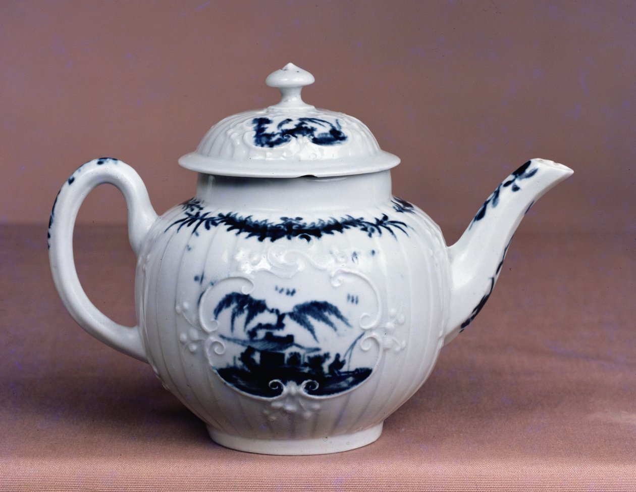 वॉर्सेस्टर चायदानी, c.1755 (चीनी मिट्टी के बरतन) द्वारा अंग्रेजी स्कूल