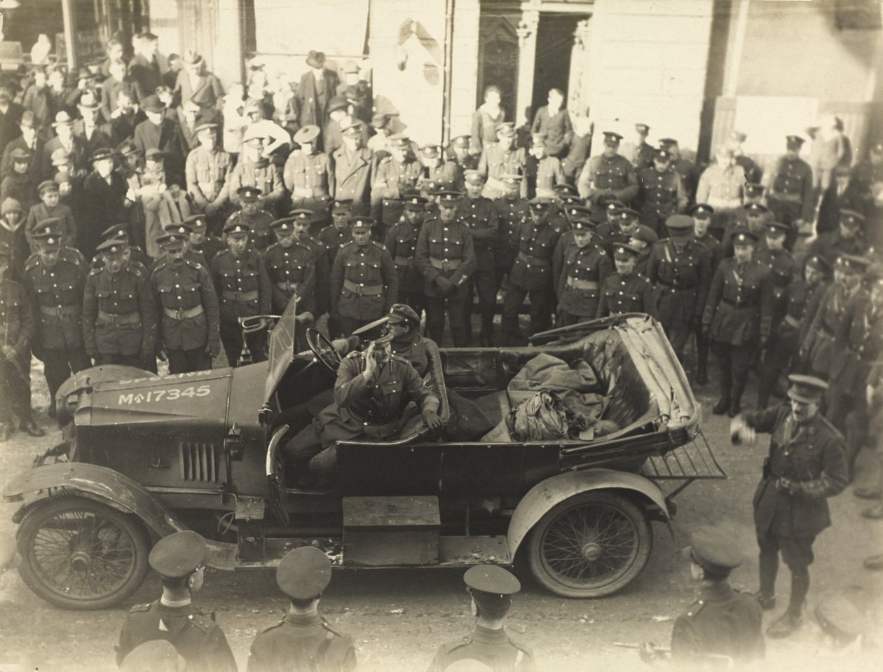 विश्व युद्ध एक, पश्चिमी मोर्चा, 1914-18 से जुड़ी 134 तस्वीरों के एक एल्बम से द्वारा अंग्रेजी फोटोग्राफर