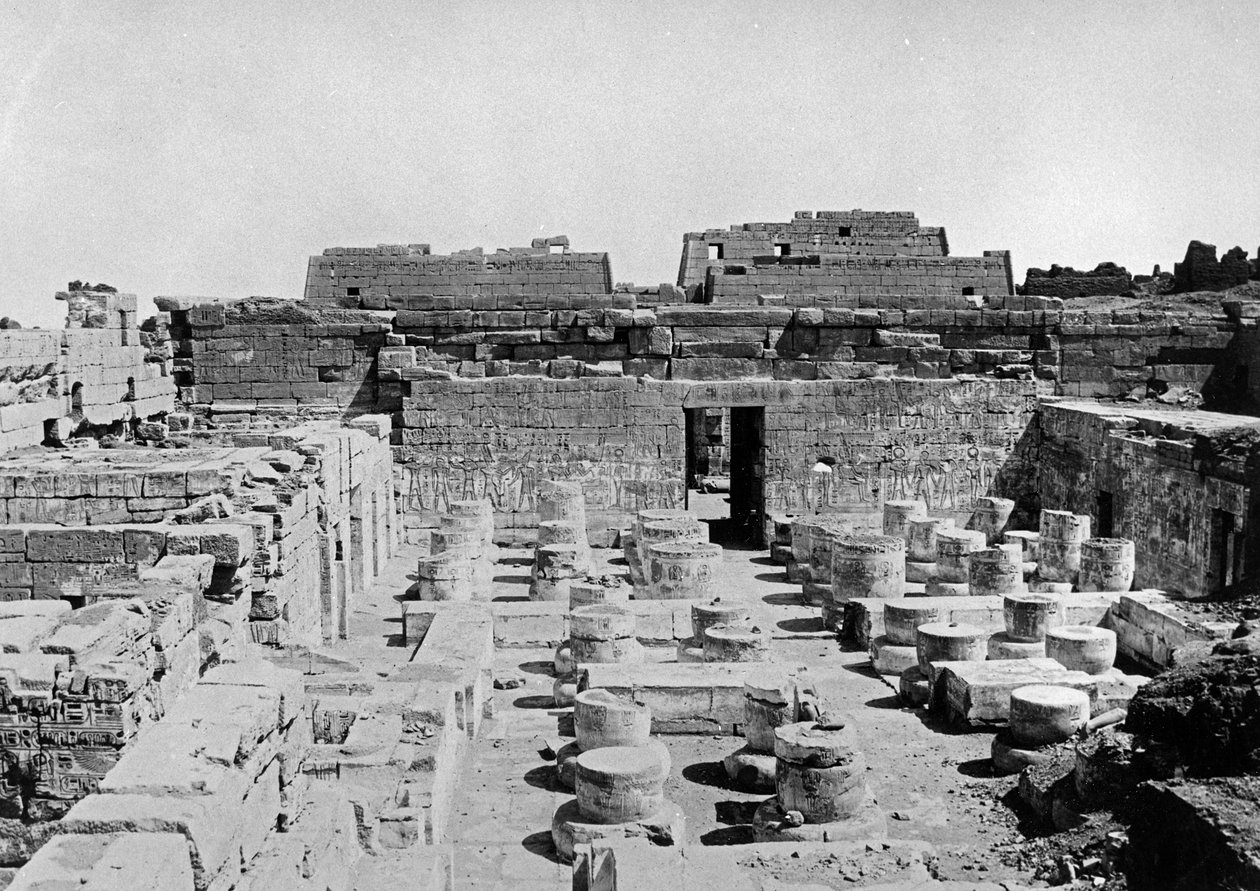 हॉल ऑफ कॉलम, 1906 द्वारा अंग्रेजी फोटोग्राफर