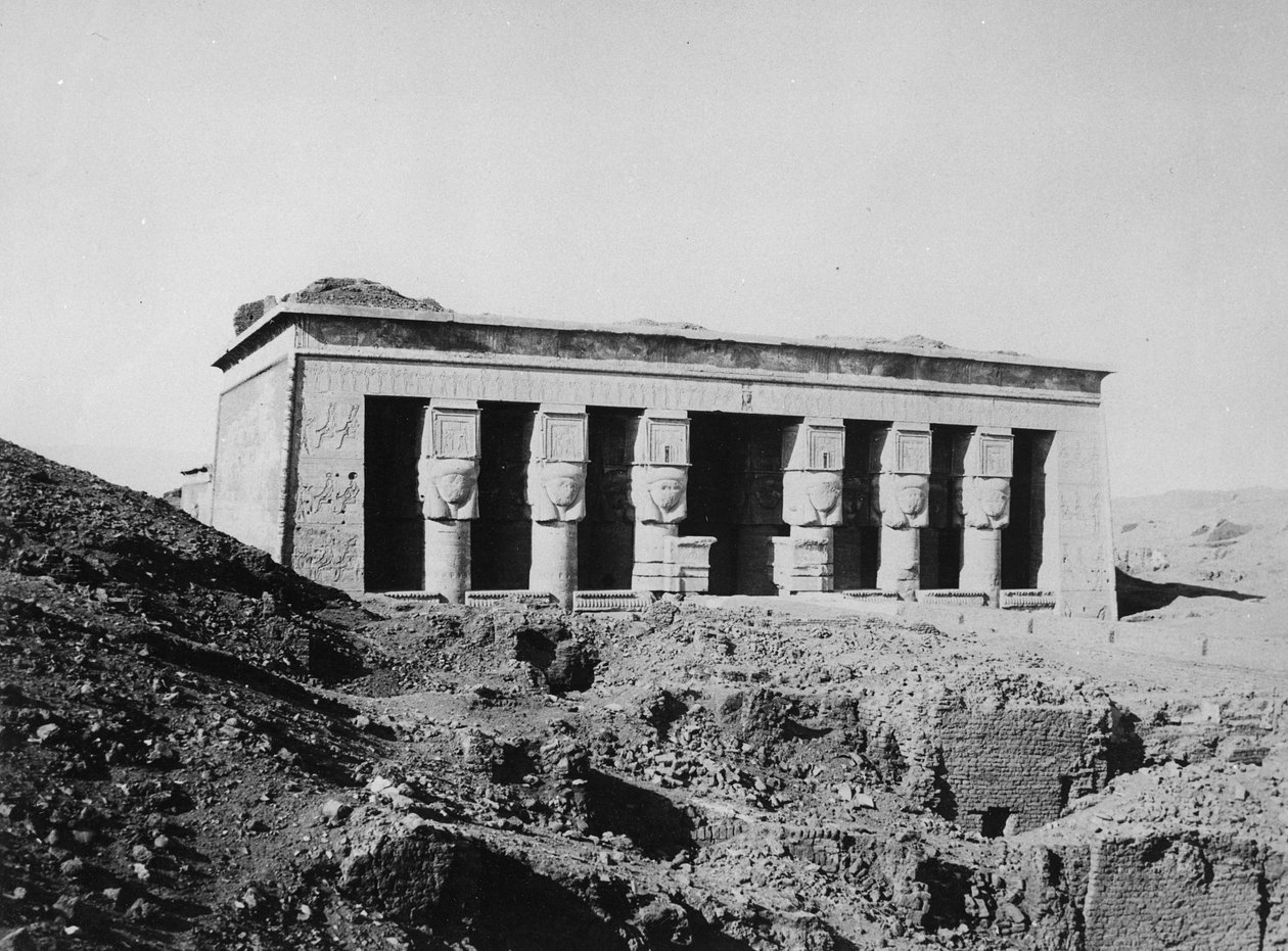 हाथर का मंदिर, c.1904-05 द्वारा अंग्रेजी फोटोग्राफर