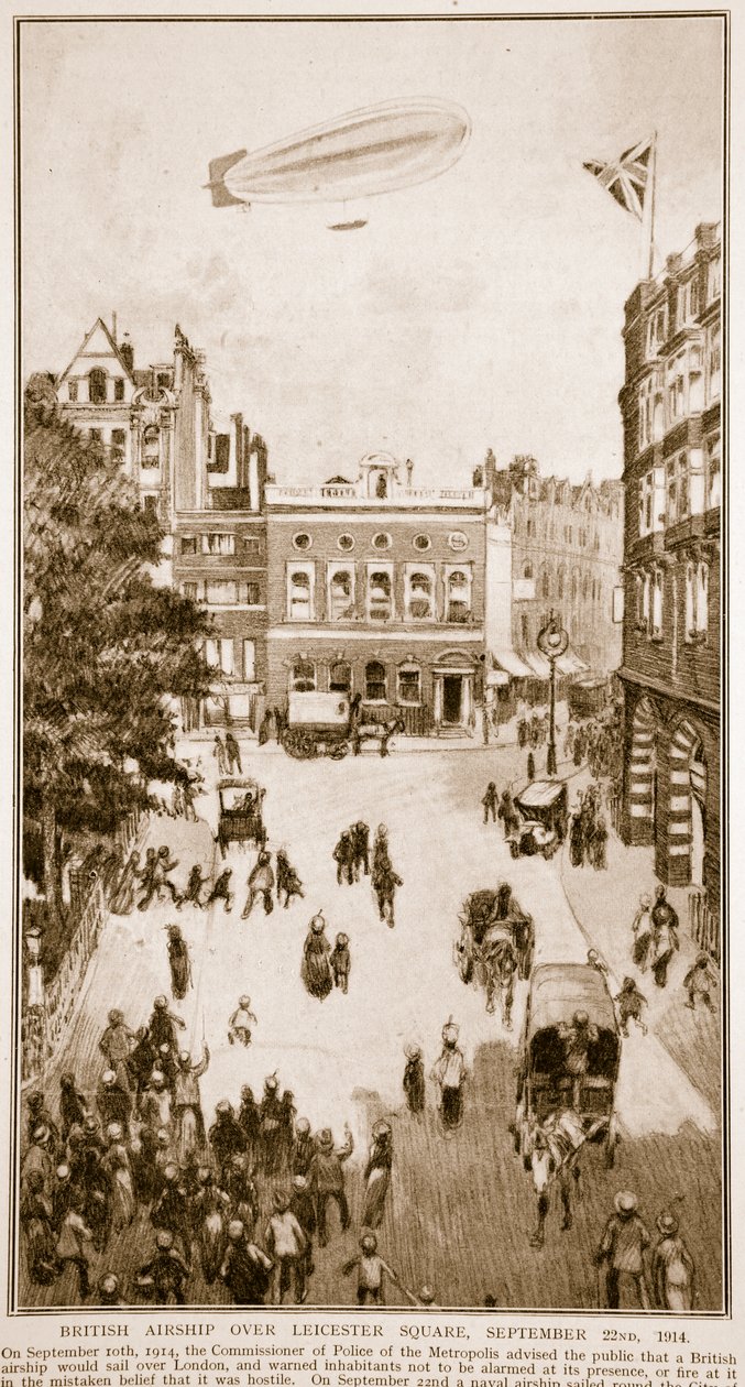 ब्रिटिश एयरशिप ओवर लीसेस्टर स्क्वायर, 22 सितंबर, 1914, 1914-19 द्वारा अंग्रेजी स्कूल