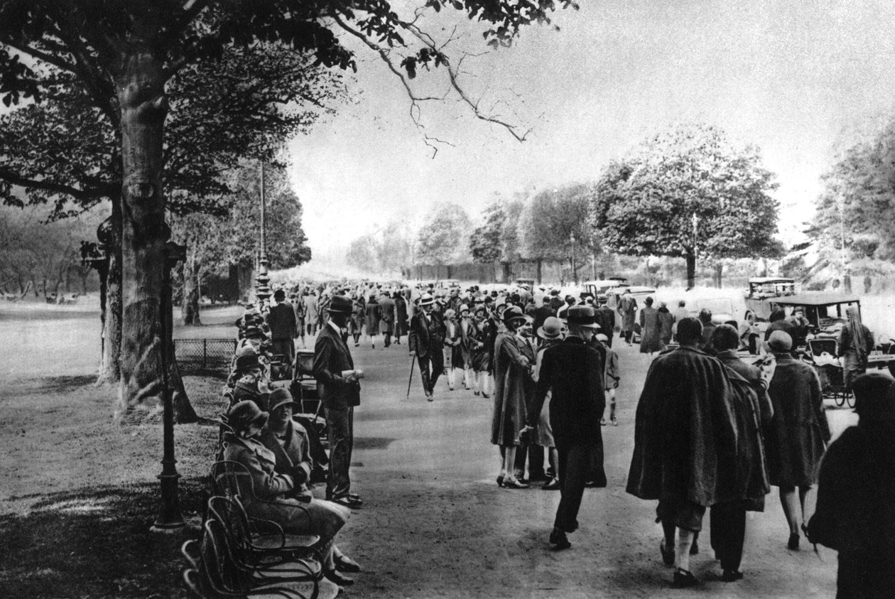 एवेन्यू फोच, Etoile से Bois de Boulogne, पेरिस, 1931 तक जाता है द्वारा अर्नेस्ट फ्लेमरियन