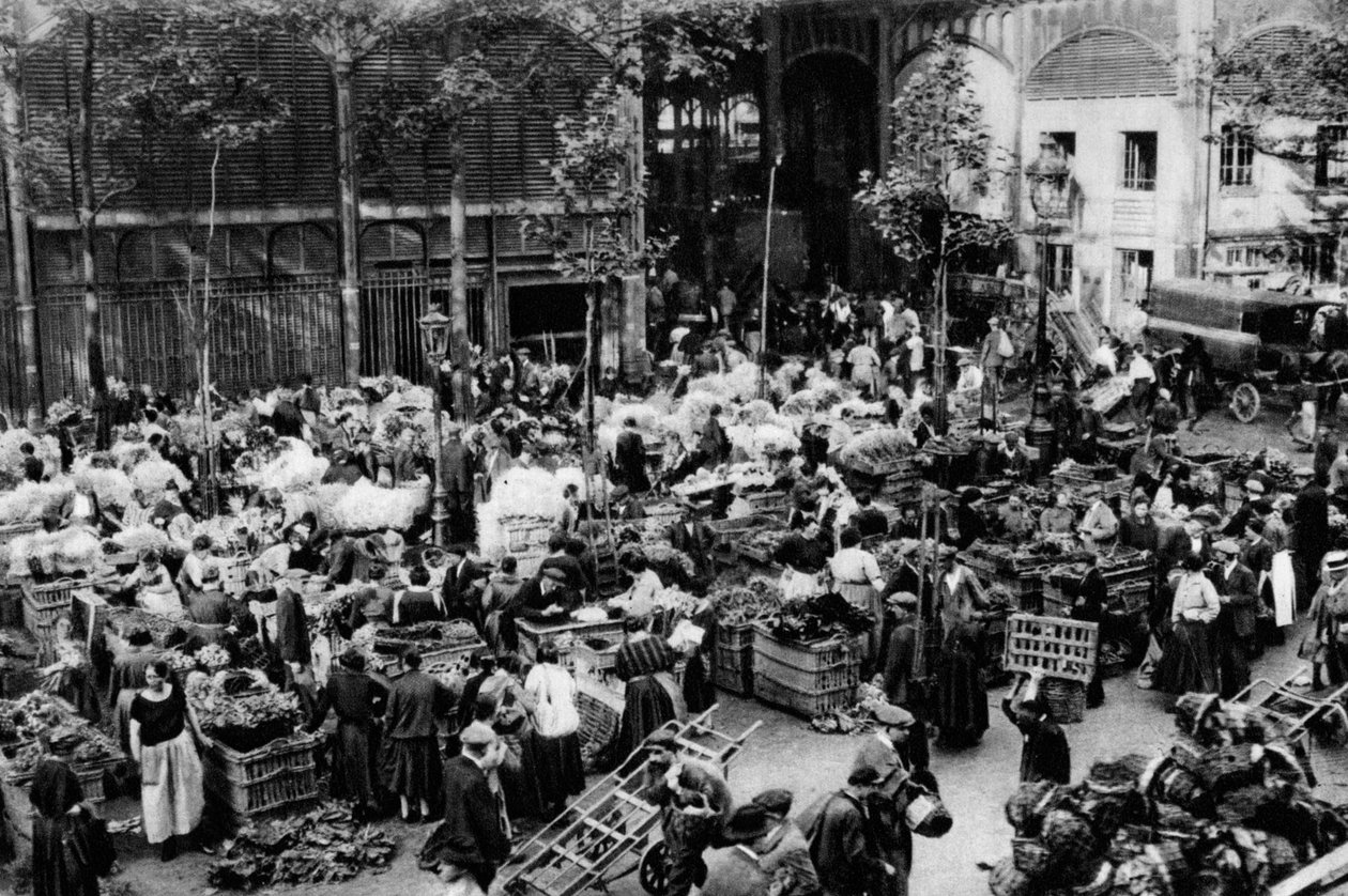 सेंट्रल मार्केट, पेरिस के बाहर, 1931। द्वारा अर्नेस्ट फ्लेमरियन