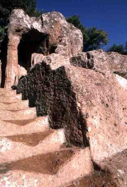 क़ब्रिस्तान के अवशेष (फोटो) द्वारा Etruscan Etruscan