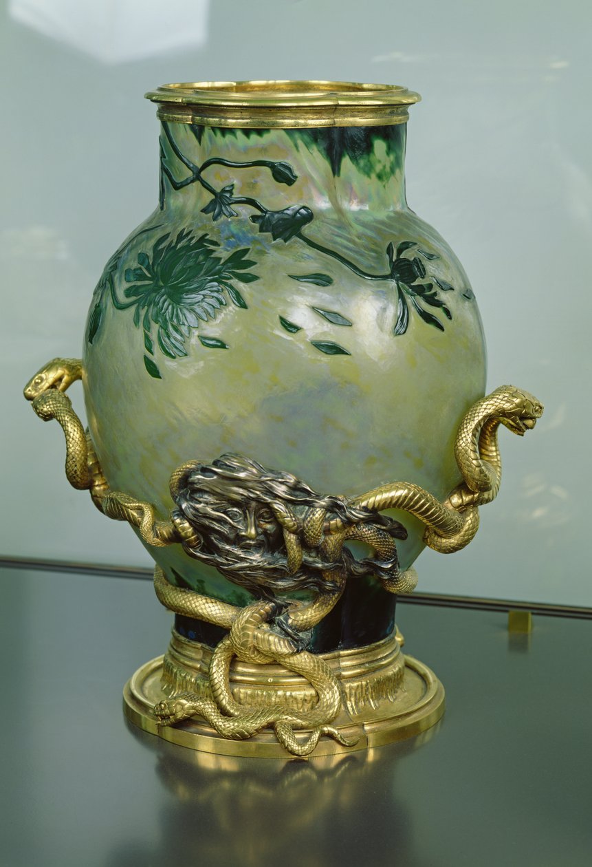 Intertwined साँप के साथ एक स्टैंड के साथ क्रिस्टल फूलदान, c.1890 (कांस्य और कांच) द्वारा यूजीन रूसो