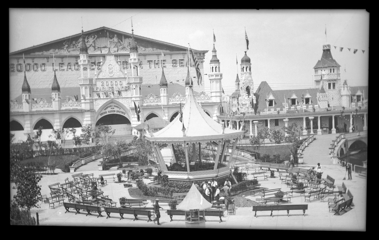 लूना पार्क, 1903 (नाइट्रेट नकारात्मक) द्वारा यूजीन वेमलिंगर