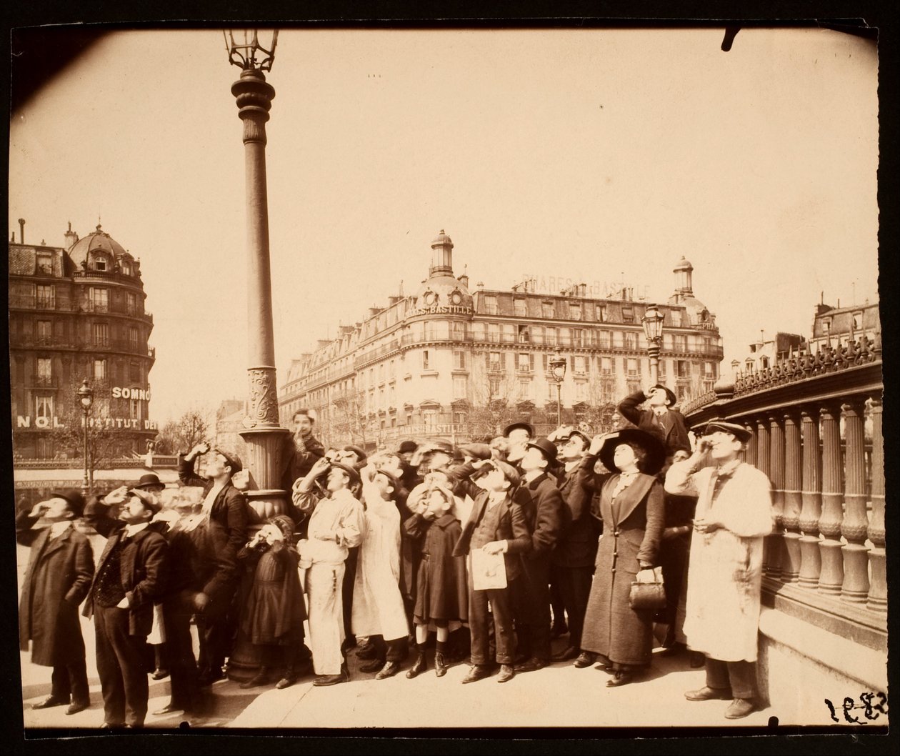 ग्रहण, अप्रैल 1912 द्वारा यूजेन एटगेट