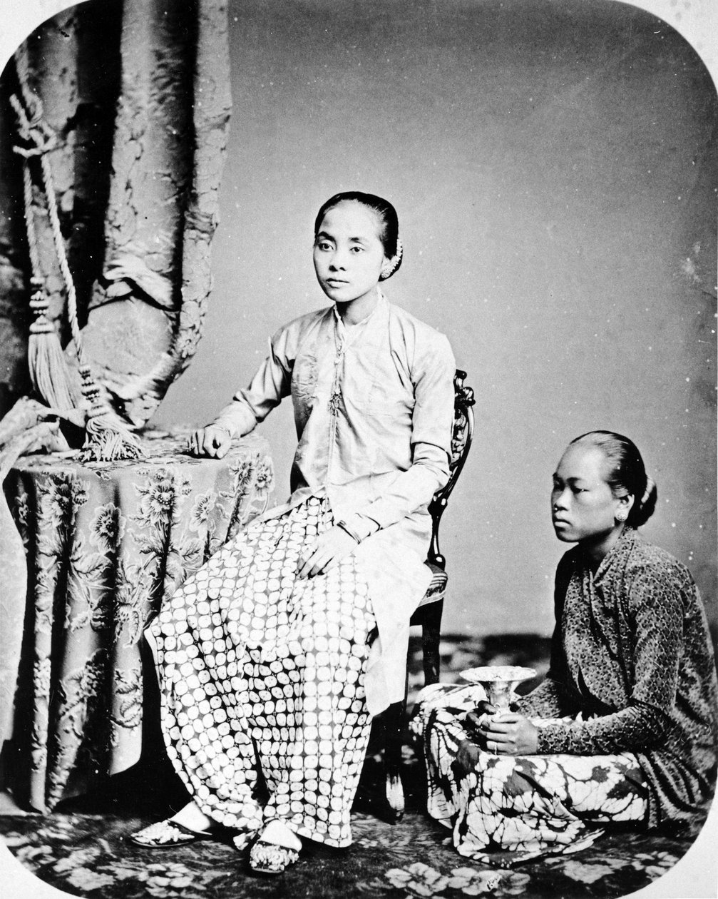 रदेन सलेहस वाइफ, जावा, c.1872 द्वारा यूरोपीय फोटोग्राफर
