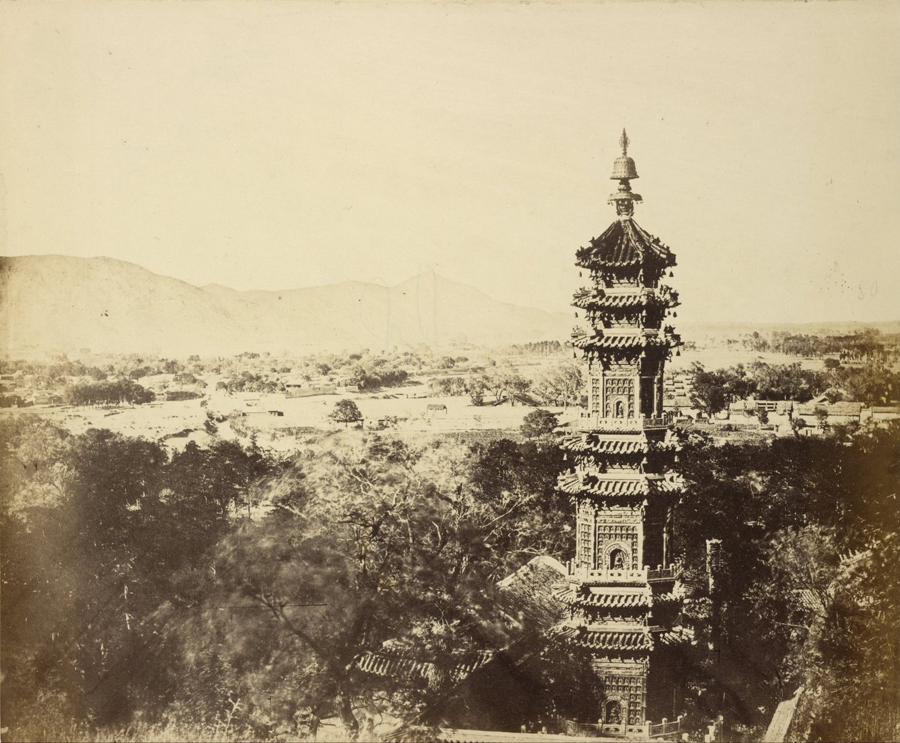चीनी मिट्टी के बरतन टॉवर द्वारा फेलिस बीटो