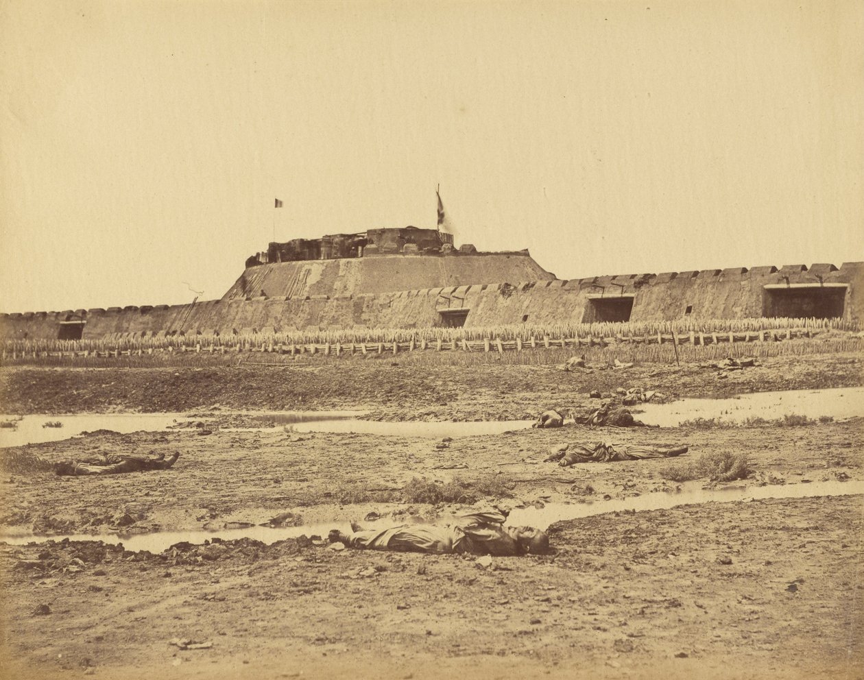 चीनी सेना के रिट्रीट को दिखाते हुए उत्तर किले का रियर, 21 अगस्त, 1860 द्वारा फेलिस बीटो