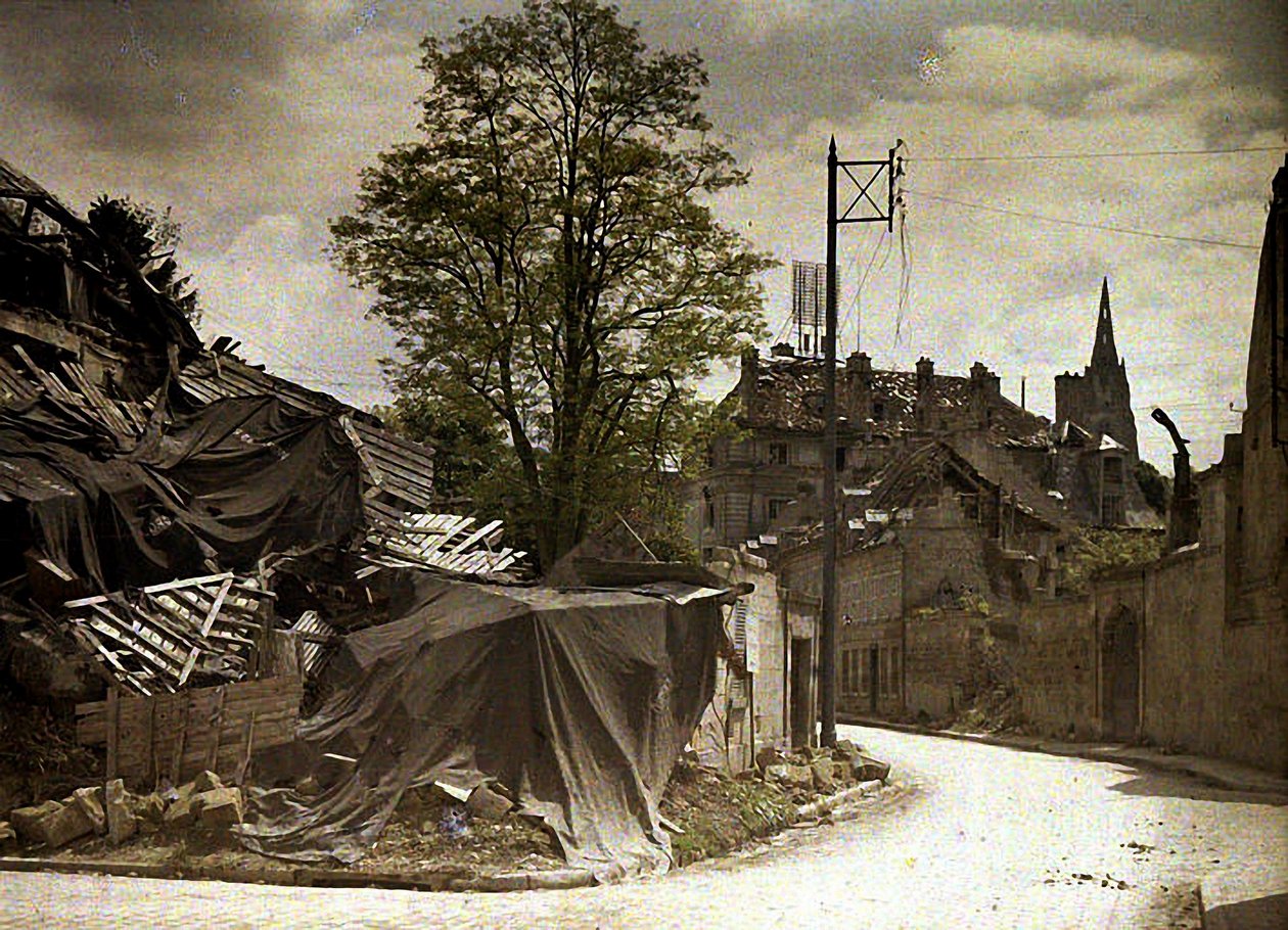 खंडहर, Soissons, Aisne, फ्रांस, 1917 (ऑटोक्रोम) द्वारा फर्नांड क्विल
