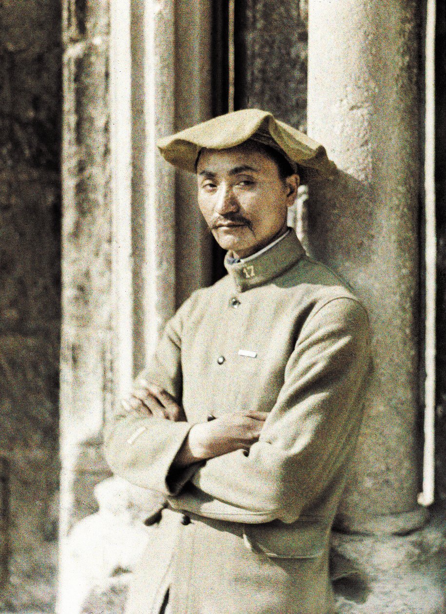 इंडोचिना के मजदूर पश्चिमी मोर्चे पर, सोइसन्स, आइज़ेन, फ्रांस, 1917 (ऑटोक्रोम) द्वारा फर्नांड क्विल