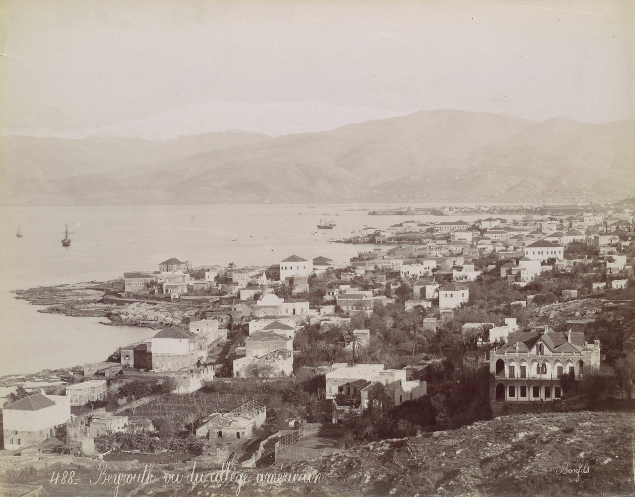 बेरूत। अमेरिकन कॉलेज से देखा गया, सीए। 1870. द्वारा फेलिक्स बोनफिल्स