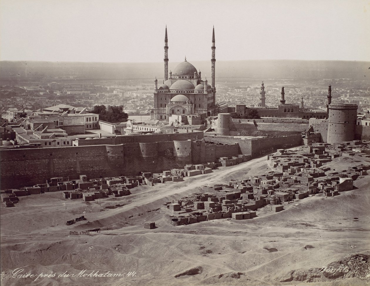 1870 के दशक में मोक्कटम के पास काहिरा। द्वारा फेलिक्स बोनफिल्स