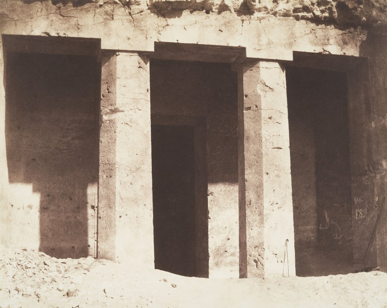 बेनी हकन, हाइपोगियन आर्किटेक्चर, अमोनी का मकबरा, 1851-52। द्वारा फेलिक्स टाइनार्ड