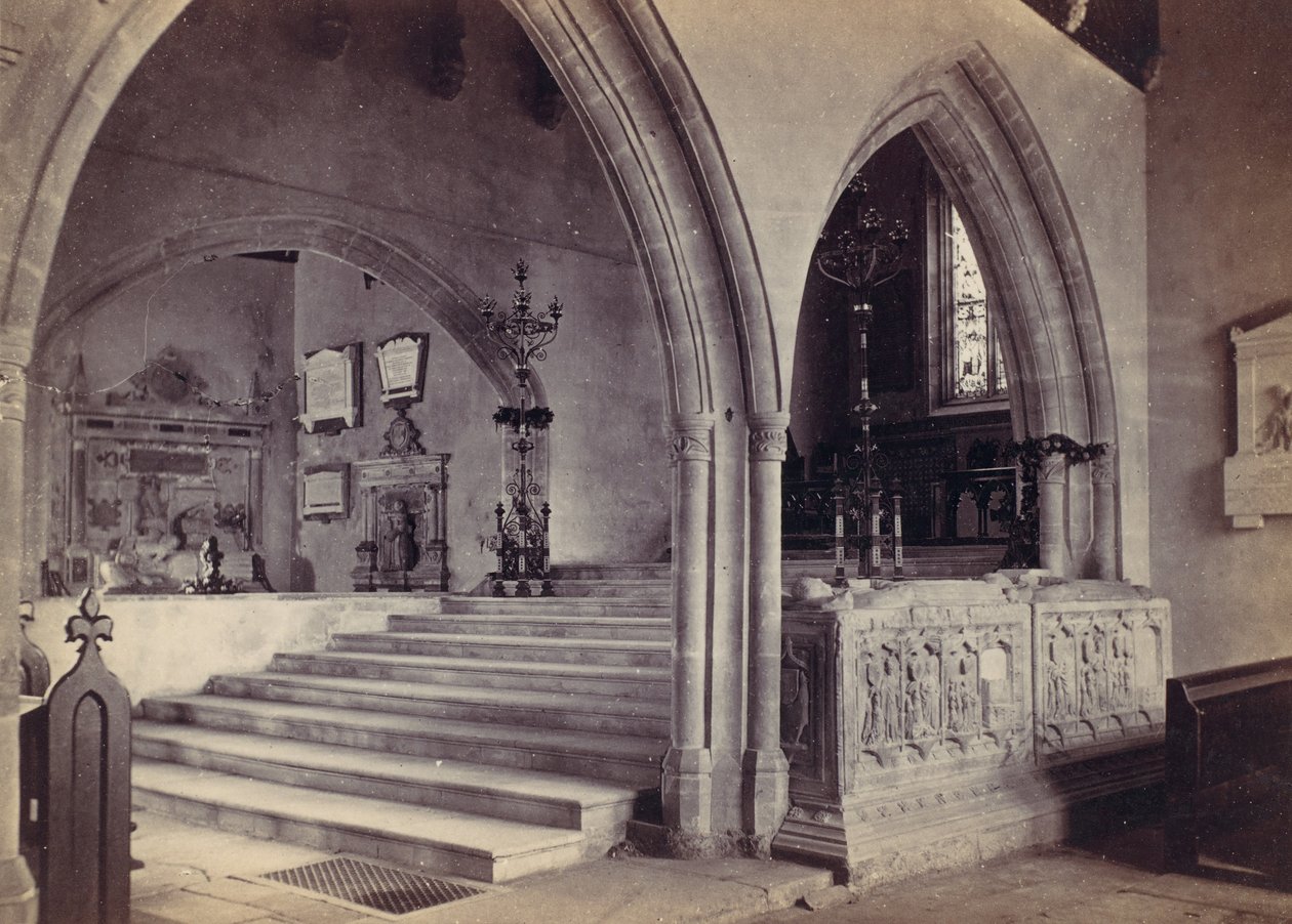 स्मारक और चांसल स्टेप्स, टेनबी चर्च, 1870। द्वारा फ्रांसिस बेडफोर्ड