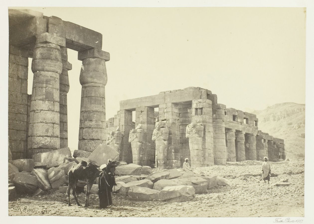 द मेमोनियम, थेब्स, फ्रॉम द प्लेन, 1857। द्वारा फ्रांसिस फ्रिथ