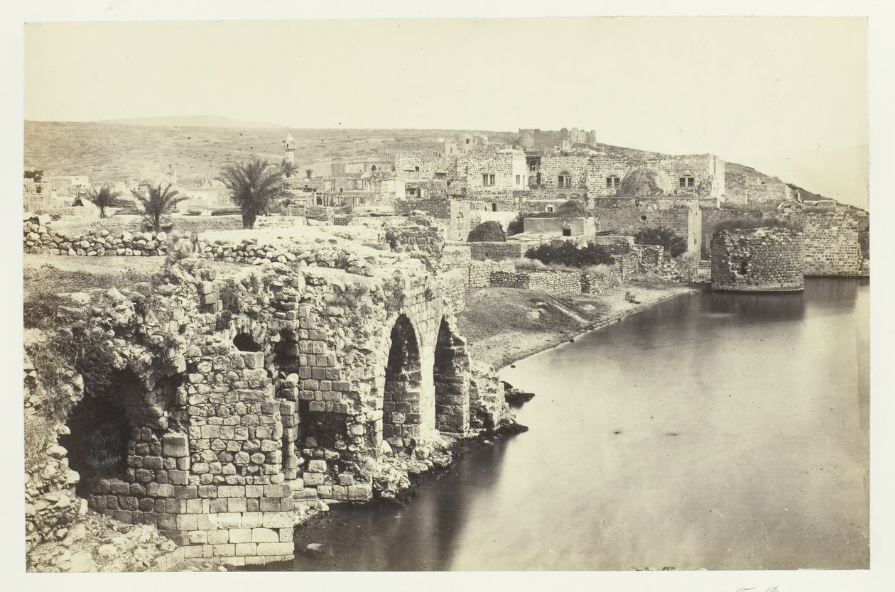 टाउन एंड लेक ऑफ़ तिबरियास, दक्षिण से, 1857। द्वारा फ्रांसिस फ्रिथ