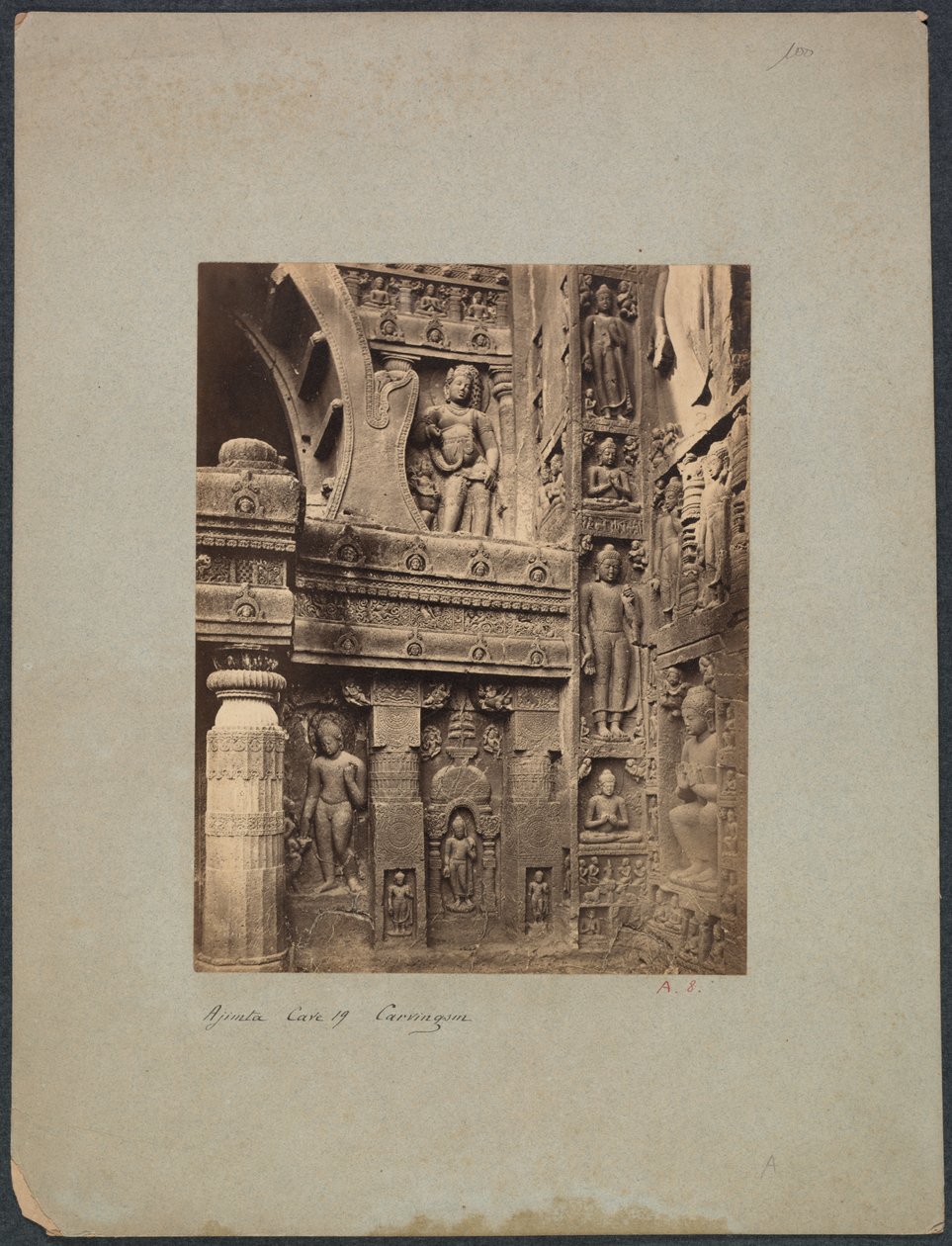अजिंता गुफा नं. 19, 1850-1870 के दशक। द्वारा फ्रांसिस फ्रिथ एंड कंपनी