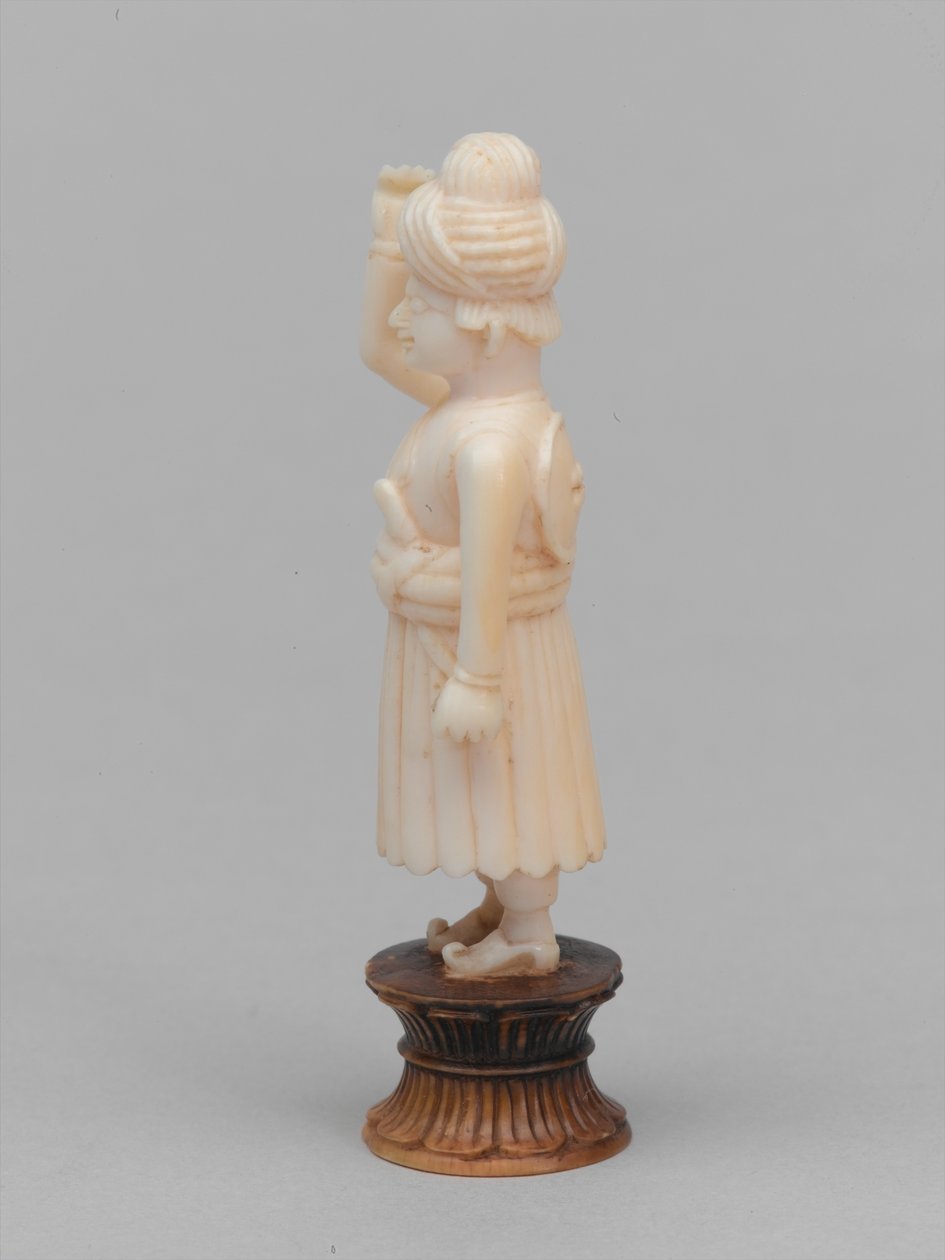 काला मोहरा, शतरंज का टुकड़ा, भारत, 1820 लगभग द्वारा फ्रैंक मेसन गुड