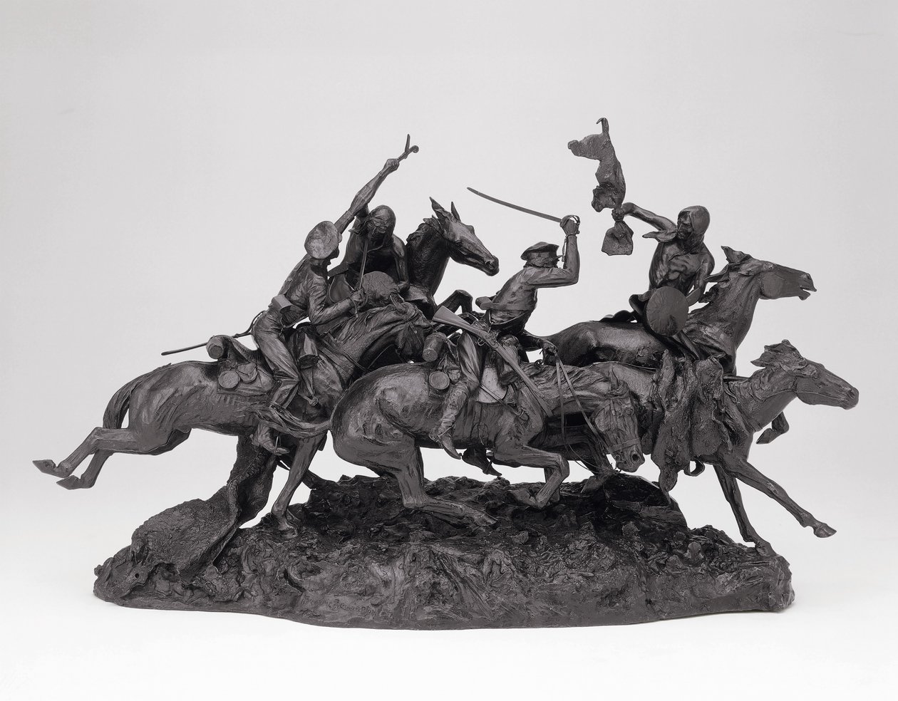 1850 का ओल्ड ड्रैगॉन, 1905 का मॉडल, 1905-09 कास्ट (काले पेटिना के साथ कांस्य) द्वारा फ्रेडरिक रेमिंगटन
