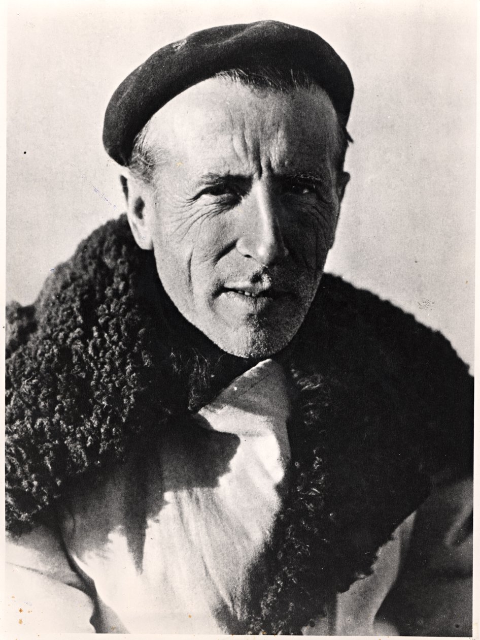 पियरे टीहार्ड डी चारदिन (1881-1955) द्वारा फ्रेंच फोटोग्राफर