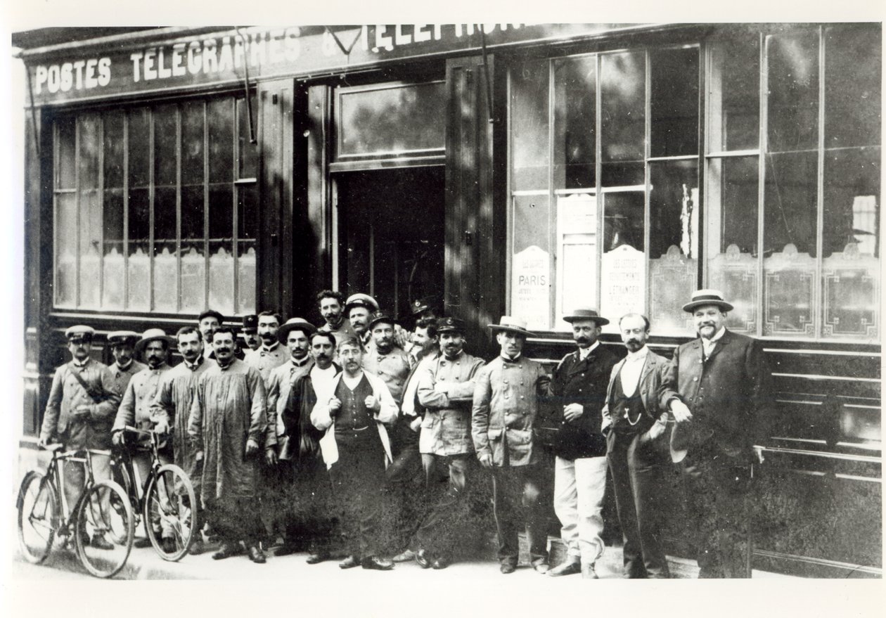 पेरिस में पोस्ट ऑफिस, 1914 से पहले द्वारा फ्रेंच फोटोग्राफर