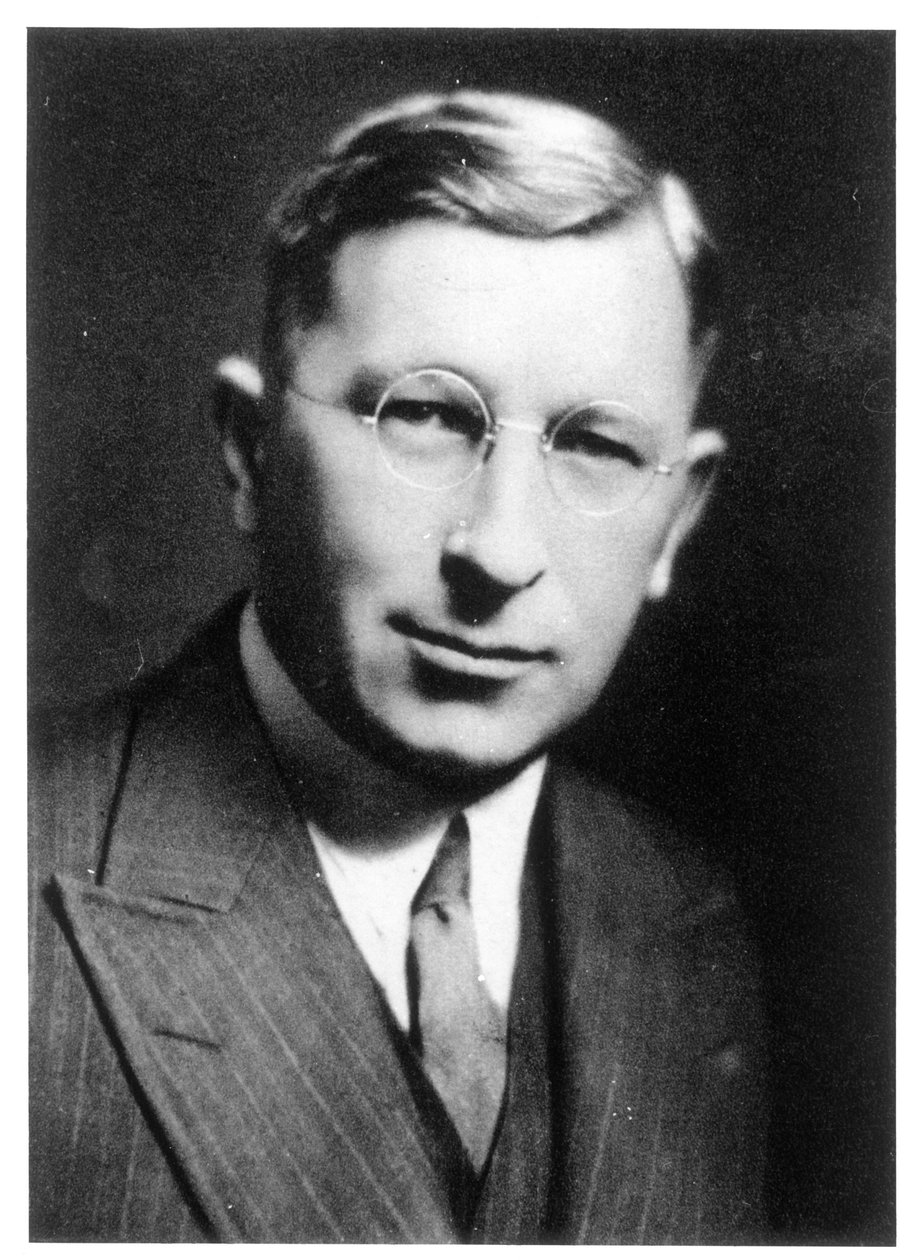 सर फ्रेडरिक ग्रांट बैंटिंग (1891-1941) द्वारा फ्रेंच फोटोग्राफर