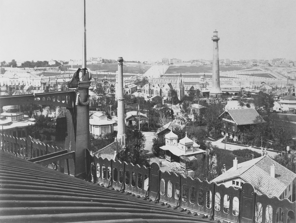 1867 के एक्सपोजर यूनिवर्सिटीले में गैलारी सर्कुलेयर की छत से चिल्लोट की पहाड़ी द्वारा फ्रेंच फोटोग्राफर