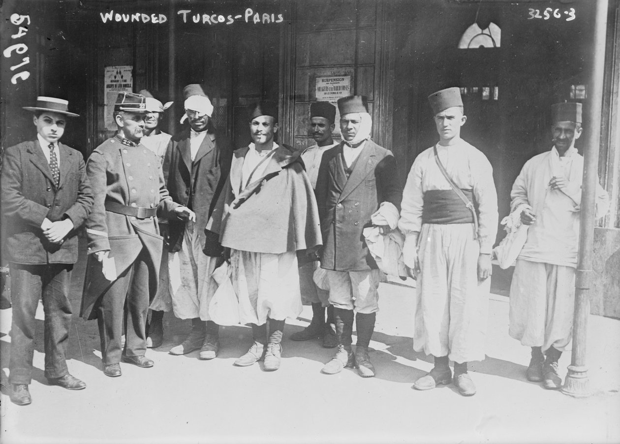 1914 में पेरिस में जख्मी टर्कोस द्वारा फ्रेंच फोटोग्राफर
