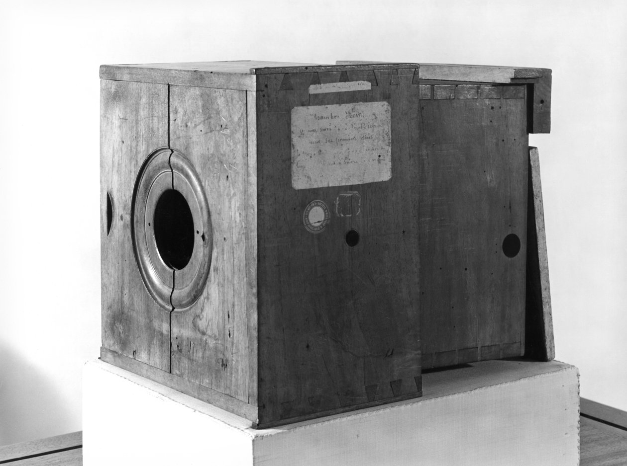 जोसेफ नीसपोर निएपे का कैमरा, c.1816-22 द्वारा फ्रेंच स्कूल