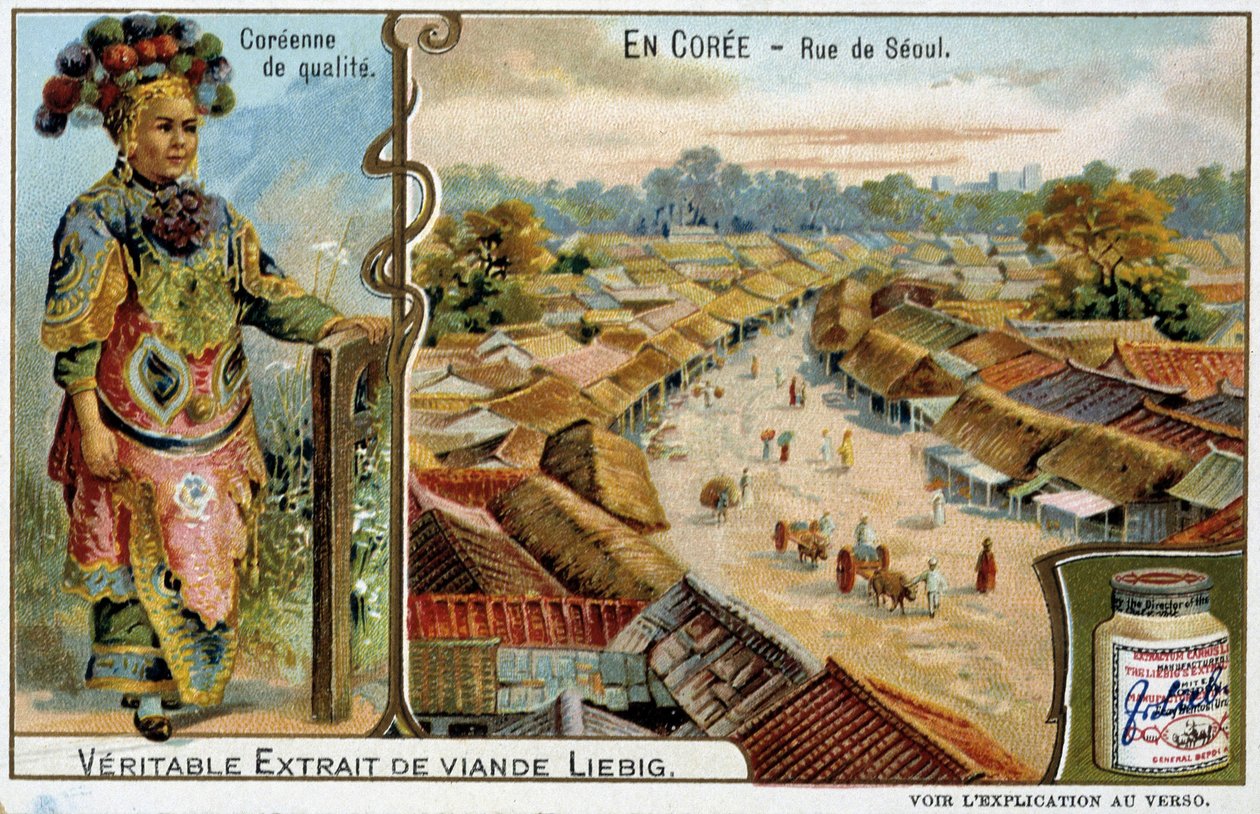 कोरी: सियोल स्ट्रीट और महिला पोशाक - क्रोमो लीबिग, v.1900 द्वारा फ्रेंच स्कूल