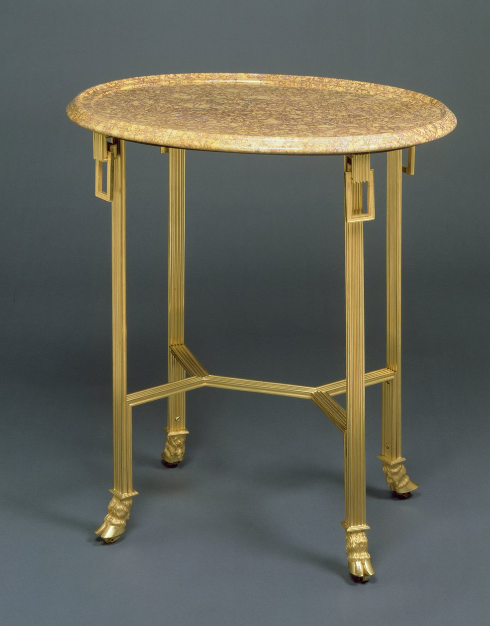 Directoire Gueridon, c.1799 (ऑर्मोलु और मार्बल) द्वारा फ्रेंच स्कूल