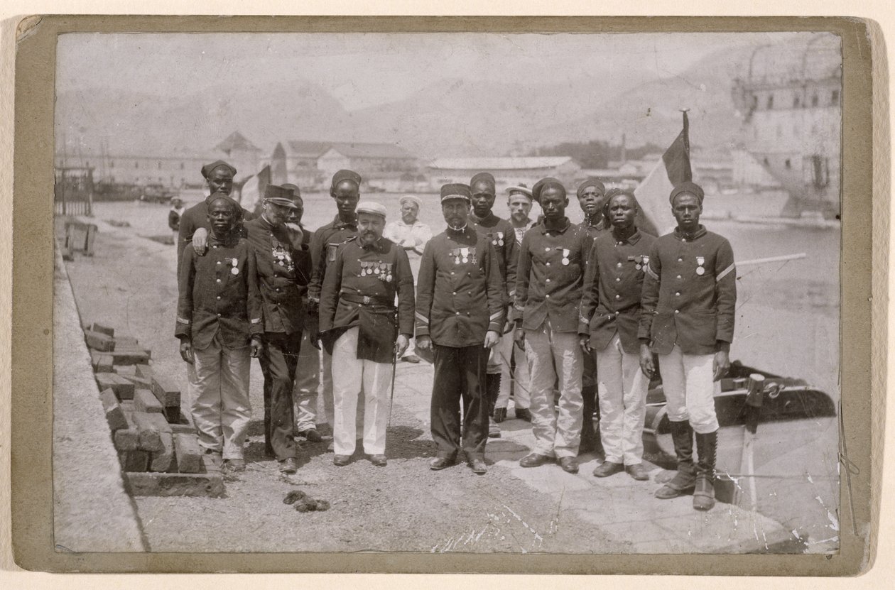 मिशन मारचंद, जो कांगो में लोंगो को छोड़ दिया, और फचोदा, सूडान, 1897-98 तक पहुंचा द्वारा फ्रेंच स्कूल