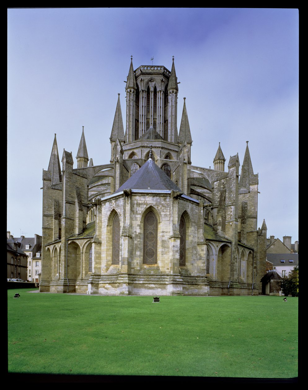 पूर्व से Coutances कैथेड्रल का दृश्य द्वारा फ्रेंच स्कूल